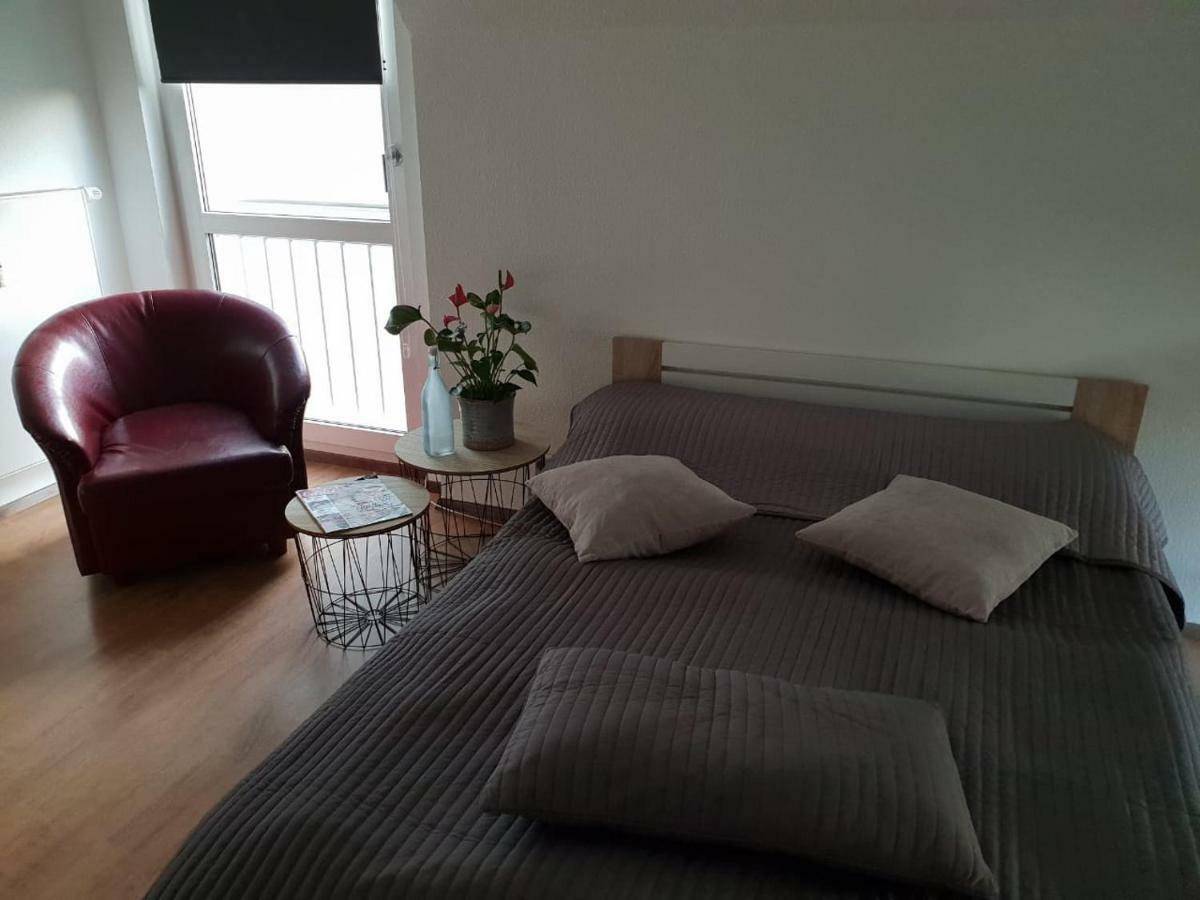 Gemuetliches Zimmer Mit Eigenem Bad/Wc/Kueche Kassel Eksteriør billede
