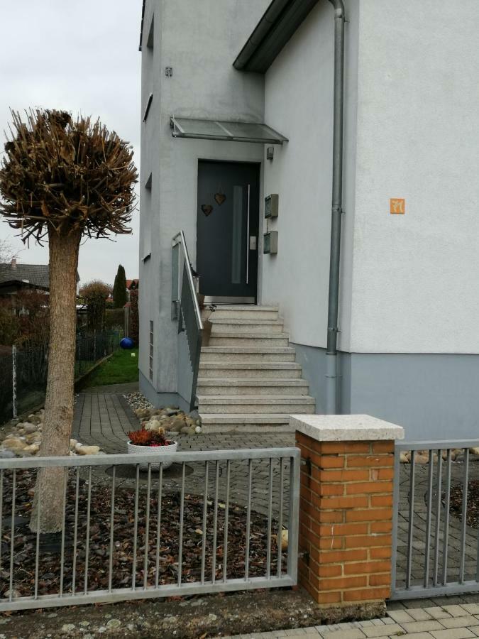 Gemuetliches Zimmer Mit Eigenem Bad/Wc/Kueche Kassel Eksteriør billede